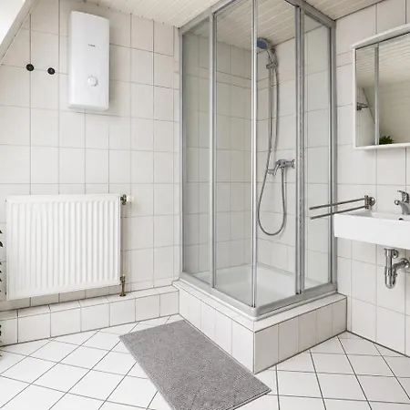Historisches Haus Am Fusse Der Festung Ehrenbreitstein Am Schoenen Rhein Accommodatie bij particulieren