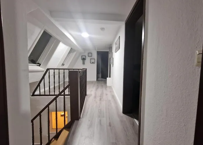 Historisches Haus Am Fuße Der Festung Ehrenbreitstein Am Schönen Rhein Privatunterkunft *